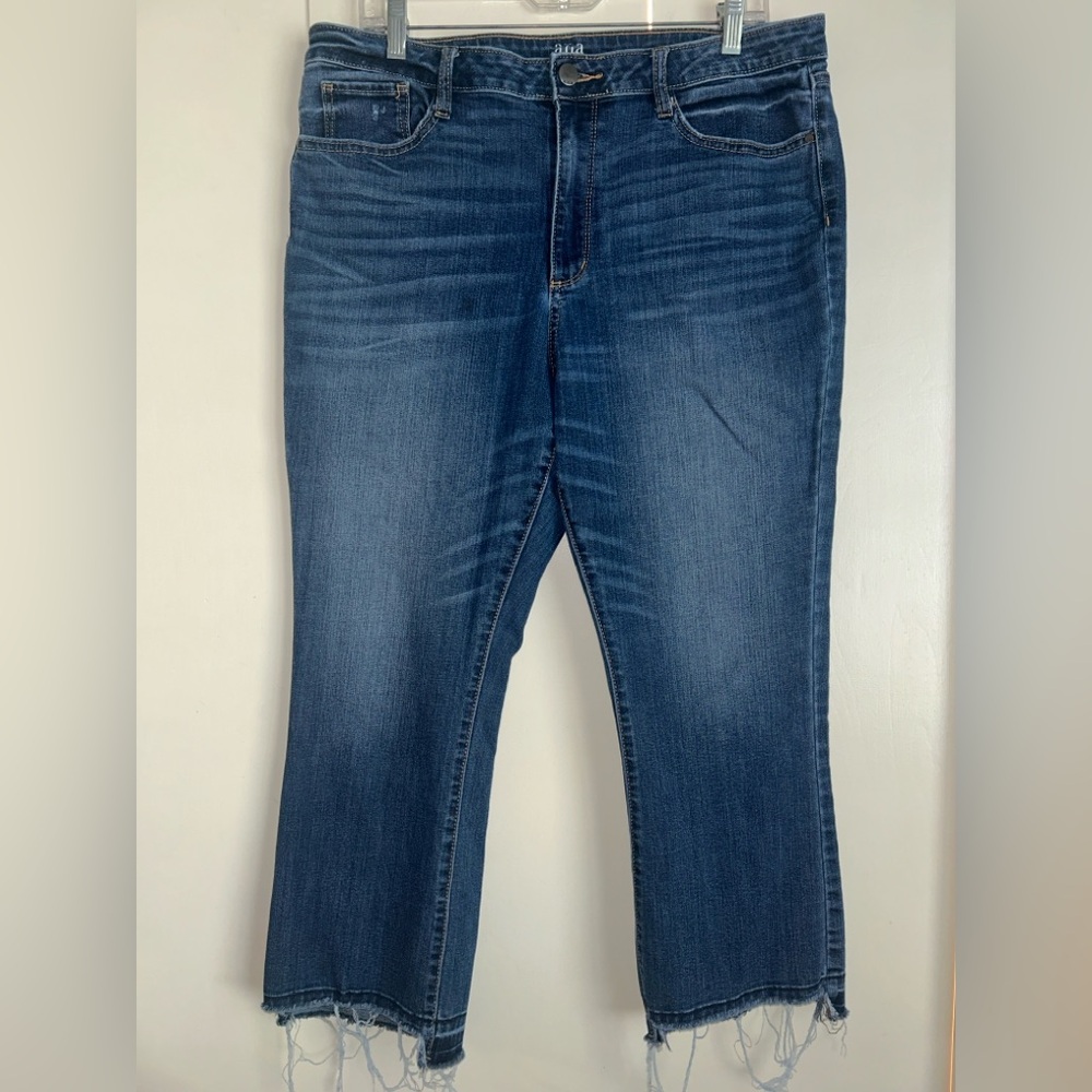 a.n.a Women's Kick Crop Jeans in Blue